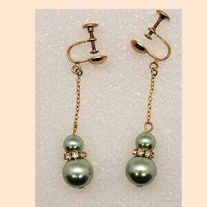 Vintage Jade Colored Dangle Earrings Item #A-06